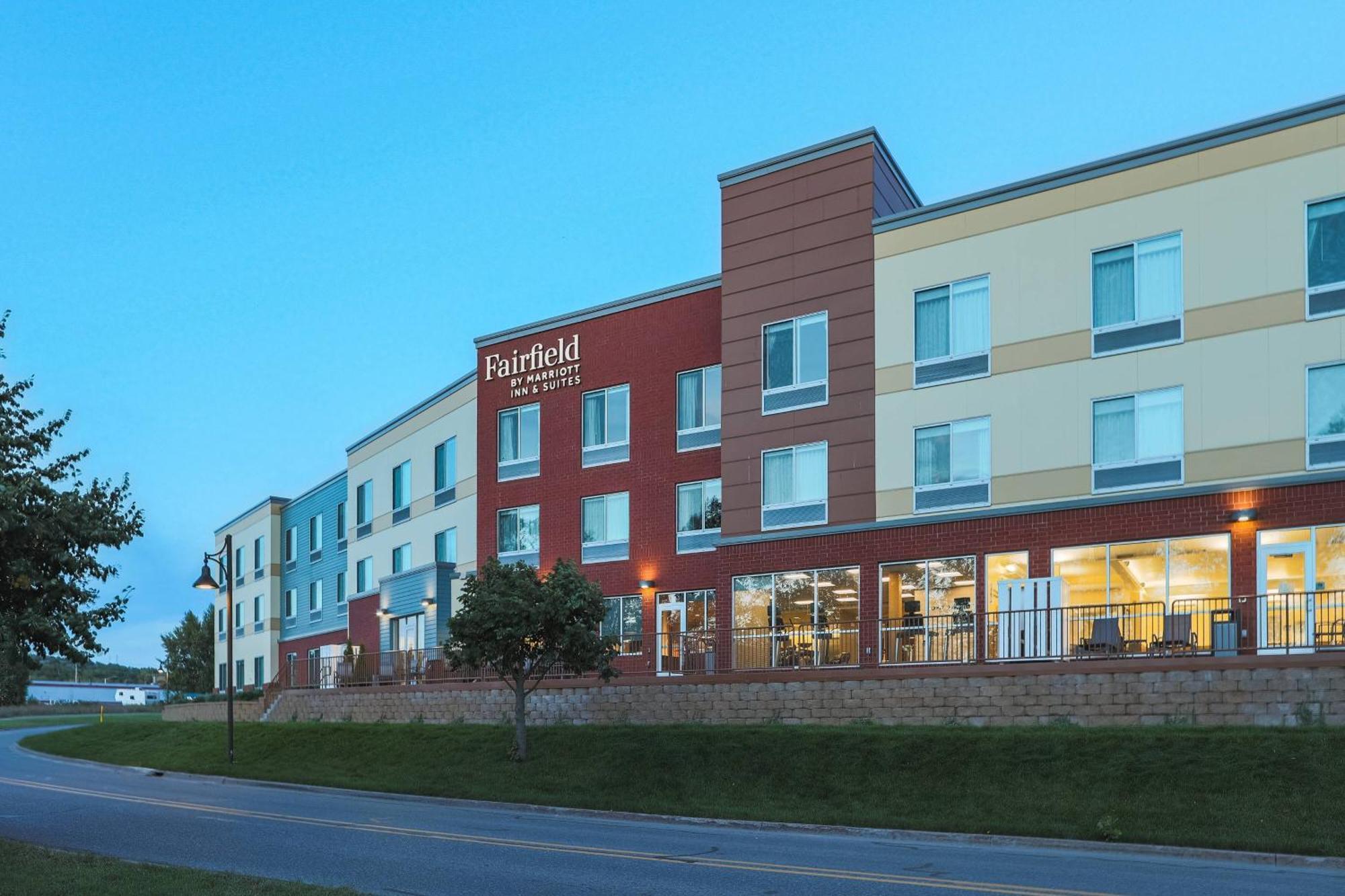 Fairfield Inn & Suites Μαρκέτ Εξωτερικό φωτογραφία
