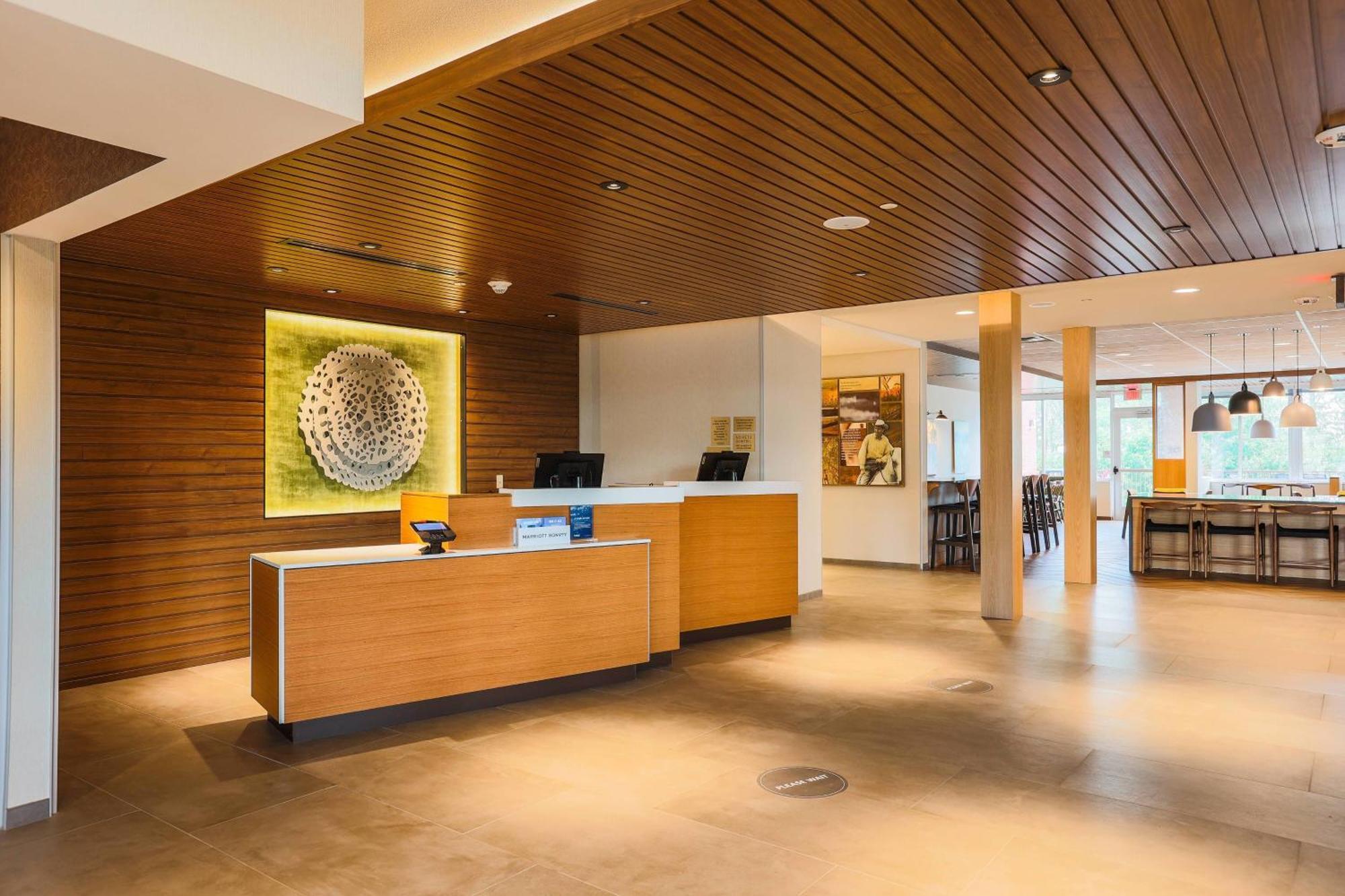 Fairfield Inn & Suites Μαρκέτ Εξωτερικό φωτογραφία