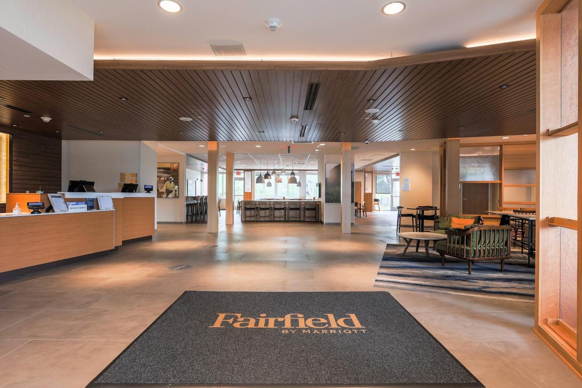 Fairfield Inn & Suites Μαρκέτ Εξωτερικό φωτογραφία