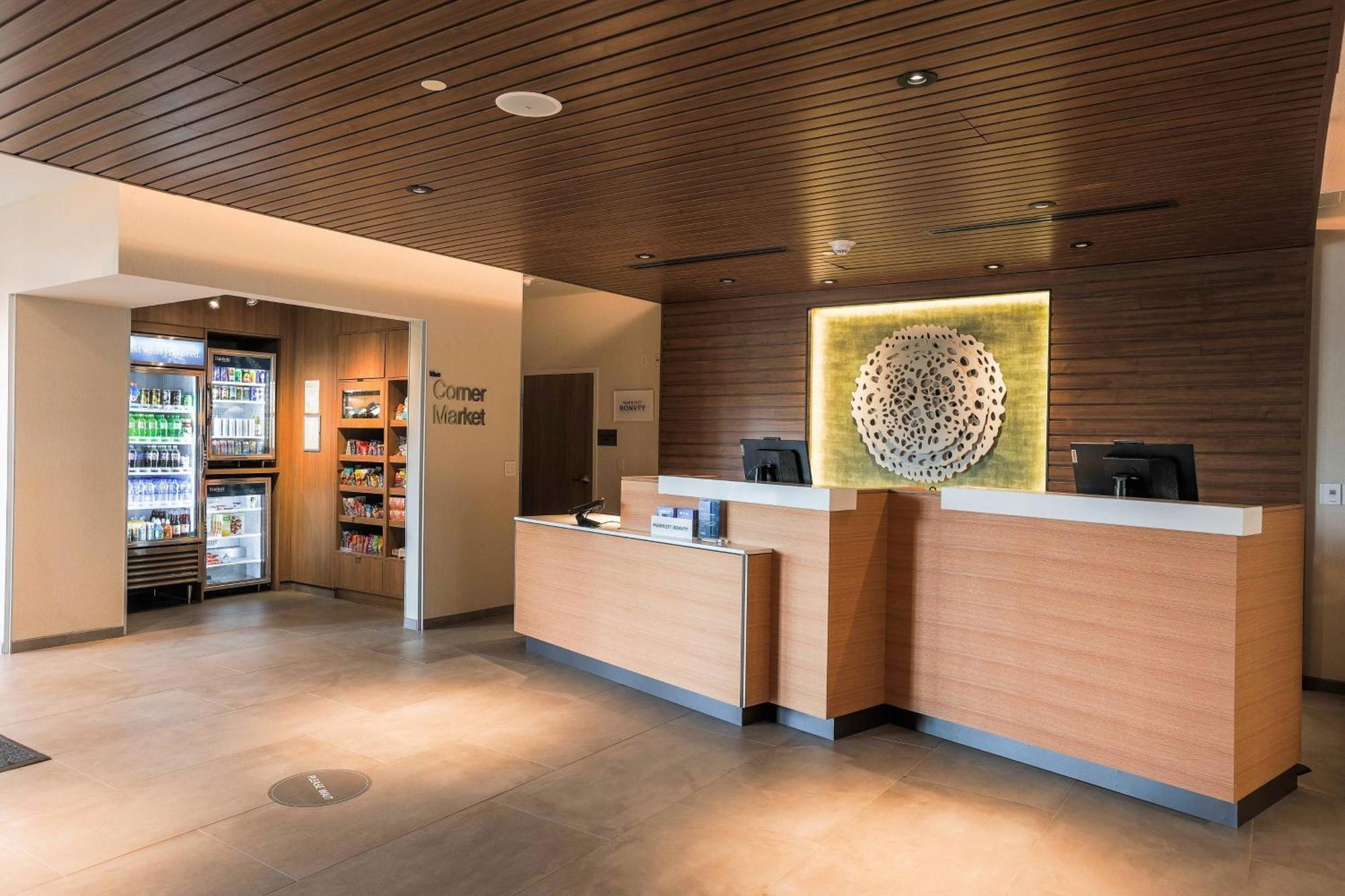 Fairfield Inn & Suites Μαρκέτ Εξωτερικό φωτογραφία